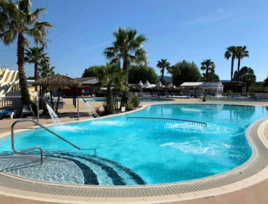 Le Moorea Mobilhome Camping Le Montourey 4 Etoiles Fréjus Eksteriør bilde